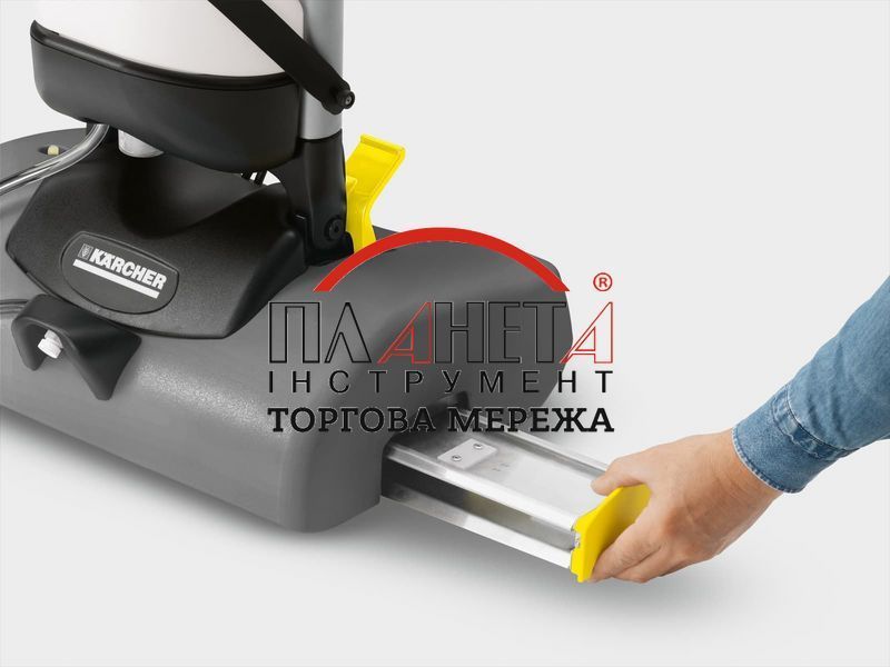 Машина для чищення килимів KARCHER BRS 43/500 C 1.006-671.0 фото