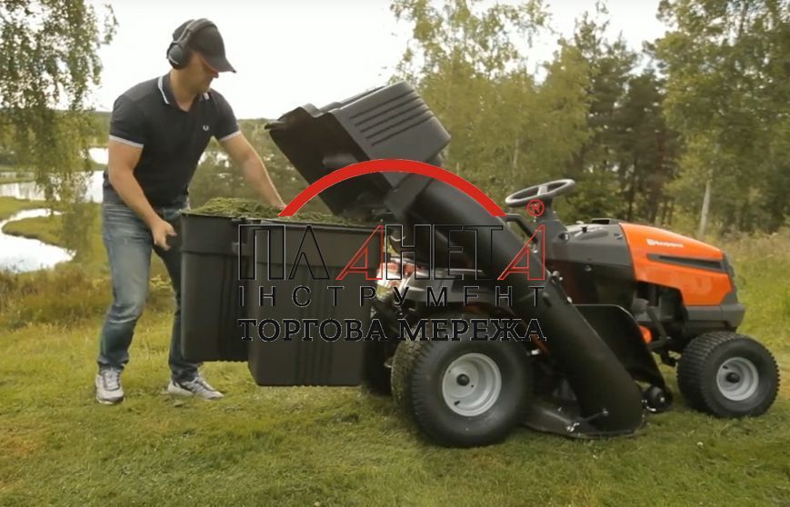 Колектор для трави Husqvarna до трактора TS138 (9607300-22) 9607300-22 фото