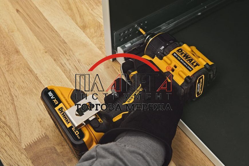 Дриль-шурупокрут акумуляторний безщітковий зі змінними насадками DeWALT DCD803NT DCD803NT фото