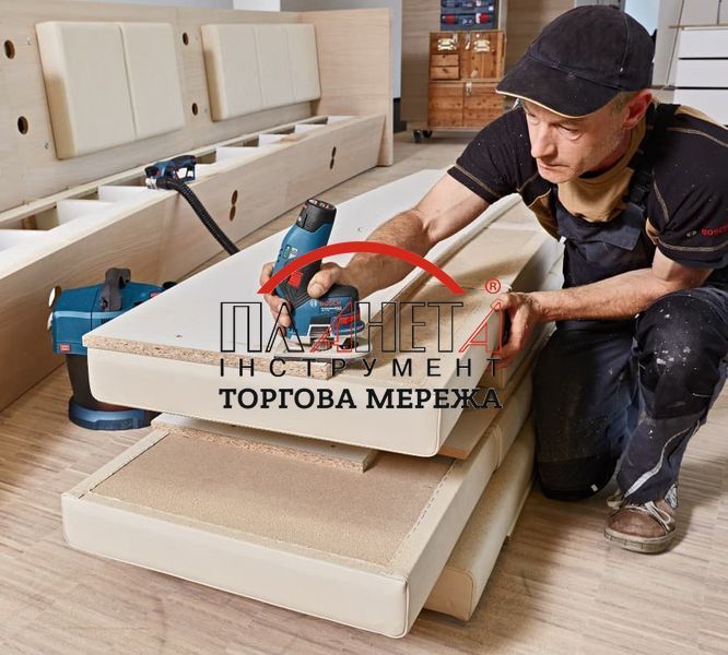 Акумуляторний кромочний фрезер Bosch GKF 12V-8 2 х 3 Ач 06016B0000 фото