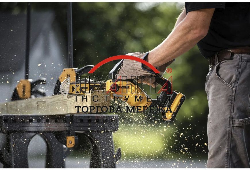Міні-пилка ланцюгова акумуляторна безщіткова DeWALT DCMPS520P1 DCMPS520P1 фото