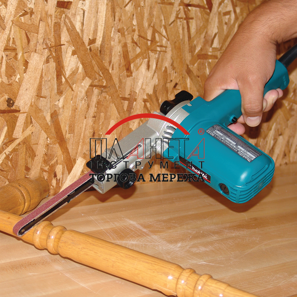 Стрічкова шліфувальна машина Makita 9032 9032 фото