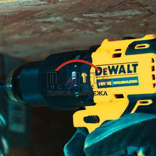 Набір із двох акумуляторних безщіткових інструментів DeWALT DCK2062L2T DCK2062L2T фото