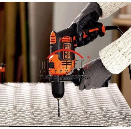Дриль мережевий ударний BLACK+DECKER BEH550K BEH550K фото