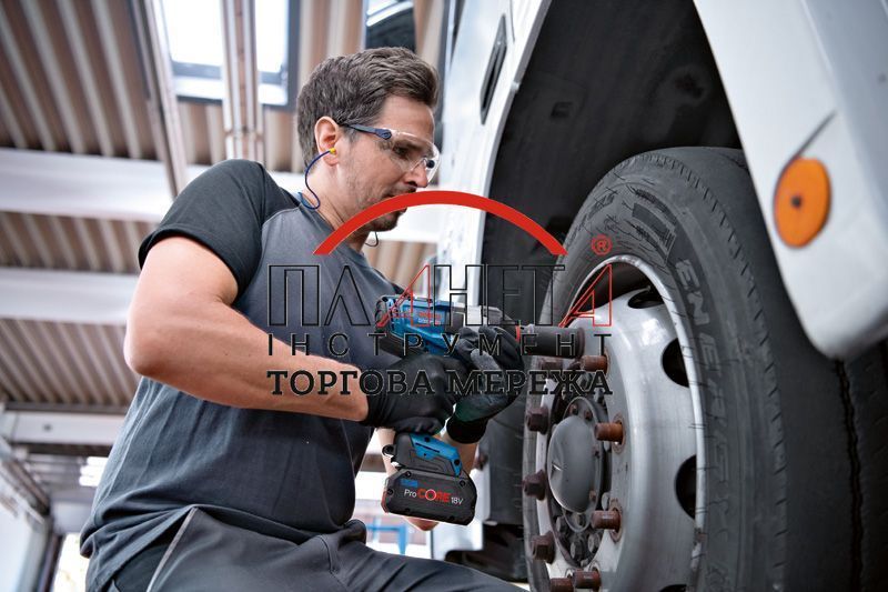 Акумуляторний ударний гайковерт GDS 18V-1000 Bosch Professional (06019J8304) 06019J8304 фото