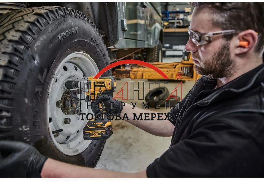 Гайковерт ударний акумуляторний безщітковий DeWALT DCF891N DCF891N фото