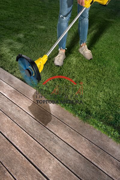 Акумуляторний тример для стрижки газону Karcher LTR 18-25 Battery 1.444-300.0 фото