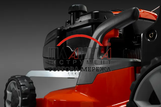 Газонокосарка бензинова Husqvarna LC 247S (9673453-01) 9705412-01 фото