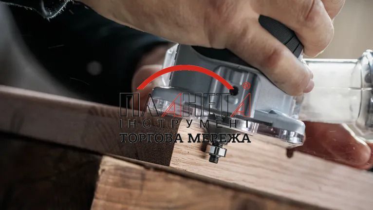 Фасонна фреза для закруглених кромок, карнизна, діаметр 36,7 мм, хвостовик 12 мм, робоча довжина 19,0 мм, довжина 70 мм Bosch Professional (2608628471) 2608628471 фото