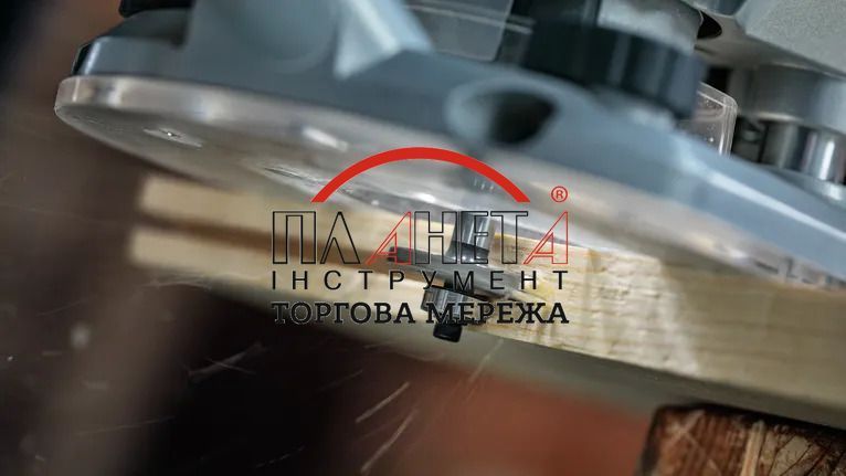 Торцева пазова фасонна фреза по дереву діаметр 32,0 мм, хвостовик 8 мм, робоча довжина 4,0 мм, довжина 51 мм Bosch Professional (2608628402) 2608628402 фото