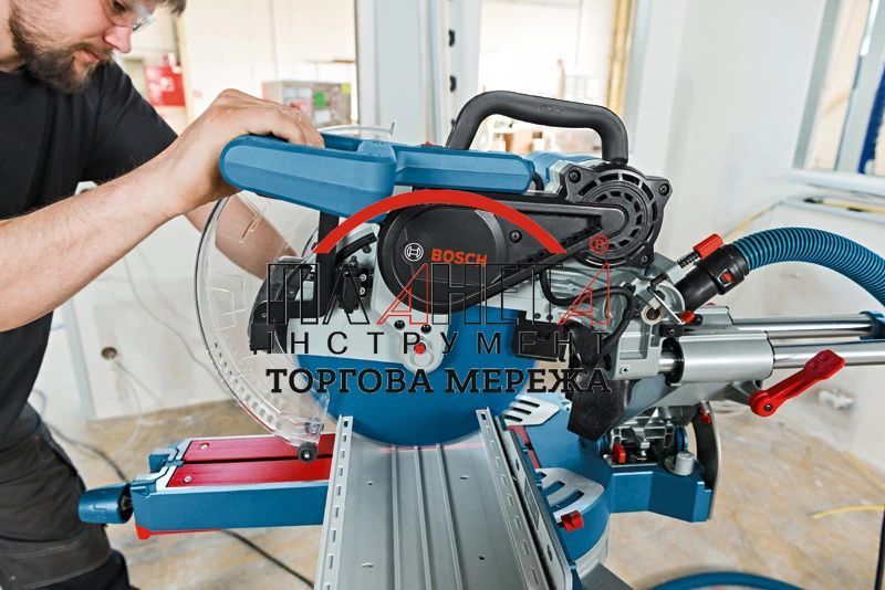 Пила торцювальна BOSCH GCM 12 SDE 0601B23100 фото