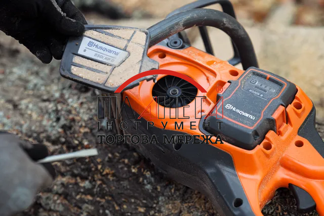 Пила Husqvarna 550iXP без АКБ та ЗП (9707458-15) 9707458-15 фото