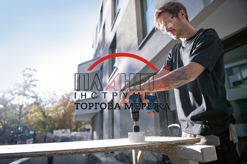 Набір 18V-SET акумуляторний комбінований Bosch Professional, складається з шурупокрута GSR 18V-45, КШМ GWS 18V-8, двох акумуляторів GBA 4,0Ah, зарядного пристрою GAL 18V-40, сумки M-BAG (0615A5007N) 0615A5007N фото