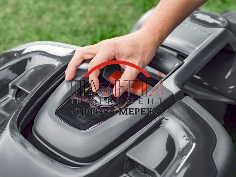 Газонокосарка-робот Husqvarna Automower&reg; AM 435XAWD 9678533-11 фото
