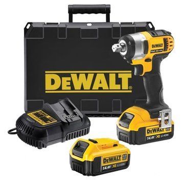 Компактний ударний гайковерт DEWALT DCF 830 M2 DCF830M2 фото