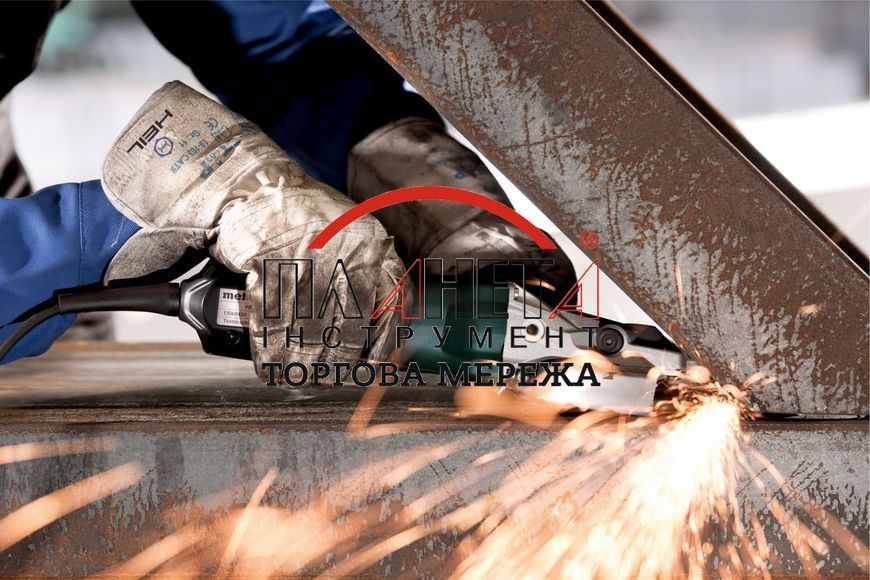 Болгарка з плоскою головкою Metabo WEF 9-125 613060000 613060000 фото Болгарка з плоскою головкою Metabo WEF 9-125 613060000 613060000 фото