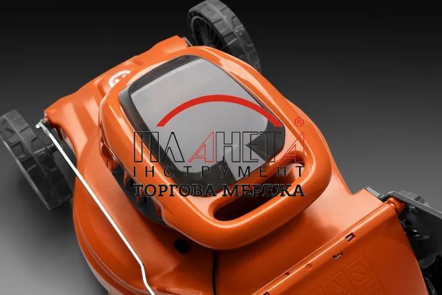 Газонокосарка акумуляторна Husqvarna LC 142iS КІТ (АКБ+ЗП) (9705419-02) 9705419-02 фото