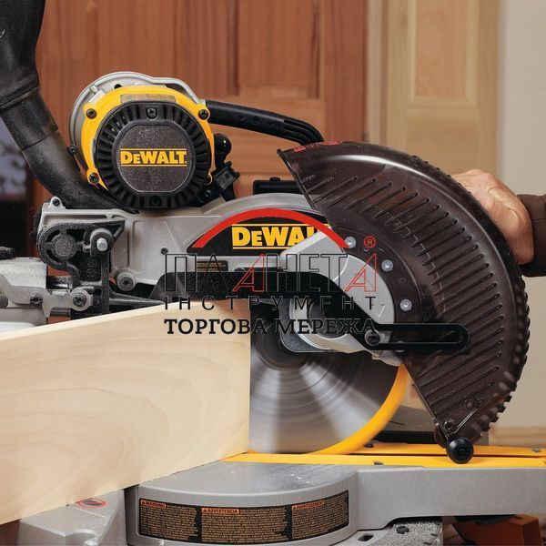 Комбінована торцювальна пила DEWALT DW717XPS Комбінована торцювальна пила DEWALT DW717XPS DW717XPS фото