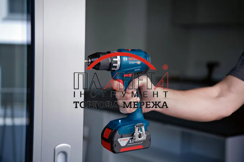 Набір 18V-SET акумуляторний комбінований Bosch Professional, складається з шурупокрута GSR 18V-45, болгарки GWS 18V-8, перфоратора GBH 18V-22, трьох акб GBA 18V 4.0Ah, зарядного GAL 18V-40, сумки M-BAG (0615A5007L) 0615A5007L фото