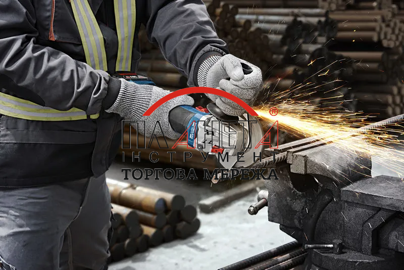 Набір 18V-SET акумуляторний комбінований Bosch Professional, складається з шурупокрута GSR 18V-45, болгарки GWS 18V-8, перфоратора GBH 18V-22, трьох акб GBA 18V 4.0Ah, зарядного GAL 18V-40, сумки M-BAG (0615A5007L) 0615A5007L фото